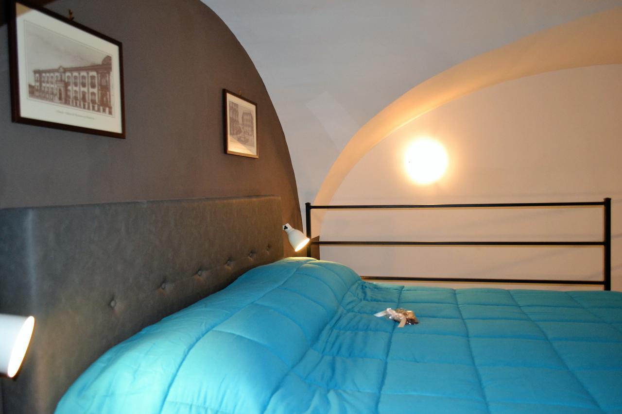 Il Vicoletto Guest House カターニア エクステリア 写真
